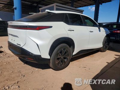 Trzecie zdjęcie samochodu z tyłu: 2026 LEXUS RZ 350E BASE VIN:JTJBDADB8TA005070 - miniatura