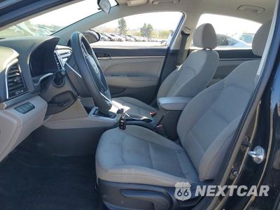 Zdjęcie 7 z 12 samochodu: 2017 HYUNDAI ELANTRA SE VIN:5NPD74LF7HH159391 - miniatura