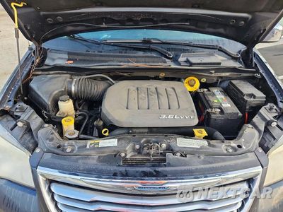 Zdjęcie 12 z 13 samochodu: 2014 CHRYSLER TOWN & COUNTRY TOURING L VIN:2C4RC1CG5ER256922 - miniatura