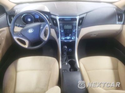 Zdjęcie 8 z 12 samochodu: 2013 HYUNDAI SONATA GLS VIN:5NPEB4AC5DH536662 - miniatura