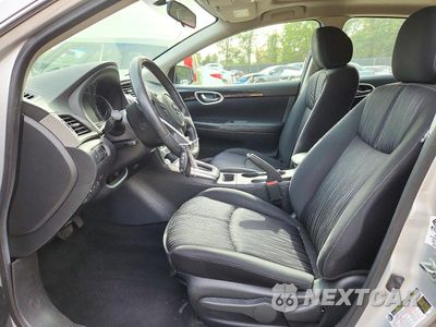 Zdjęcie 7 z 13 samochodu: 2018 NISSAN SENTRA SV VIN:3N1AB7AP9JY257218 - miniatura