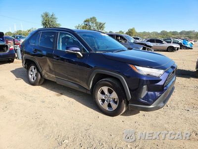 Czwarte zdjęcie samochodu z boku: 2025 TOYOTA RAV4 XLE VIN:2T3P1RFV4SW615216 - miniatura