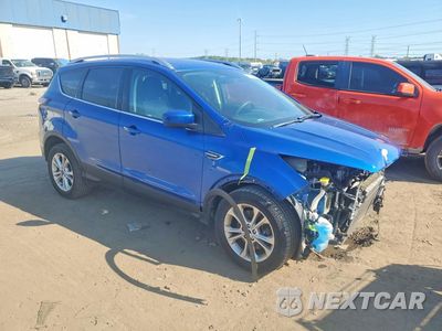 Czwarte zdjęcie samochodu z boku: 2017 FORD ESCAPE SE VIN:1FMCU9GD1HUC76878 - miniatura