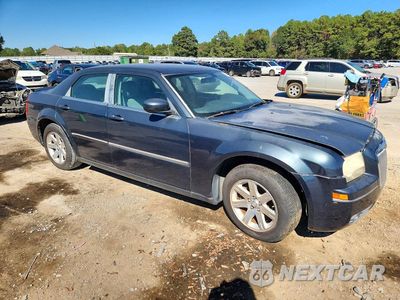 Czwarte zdjęcie samochodu z boku: 2007 CHRYSLER 300 TOURING VIN:2C3KA53G27H777723 - miniatura