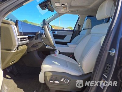 Zdjęcie 7 z 13 samochodu: 2025 HYUNDAI SANTA FE CALLIGRAPHY VIN:5NMP54GL4SH096998 - miniatura