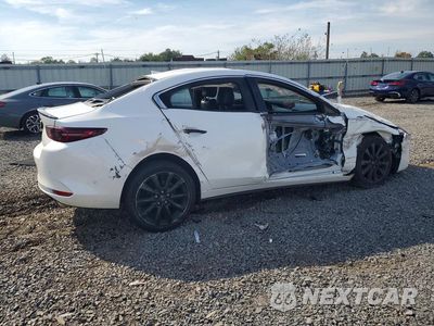 Trzecie zdjęcie samochodu z tyłu: 2021 MAZDA 3 PREMIUM PLUS VIN:3MZBPBEY2MM214924 - miniatura