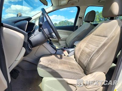 Zdjęcie 7 z 12 samochodu: 2015 FORD C-MAX SE VIN:1FADP5AU3FL121551 - miniatura