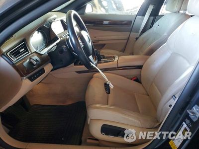 Zdjęcie 7 z 12 samochodu: 2014 BMW 750 LI VIN:WBAYE8C57ED136357 - miniatura