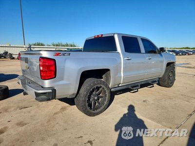 Trzecie zdjęcie samochodu z tyłu: 2018 CHEVROLET SILVERADO K1500 LT VIN:3GCUKREC3JG569716 - miniatura