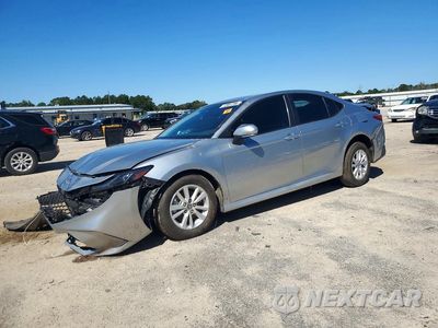 2025 TOYOTA CAMRY LE 4T1DAACK3SU194385 - główne zdjęcie licytacji z USA - miniatura