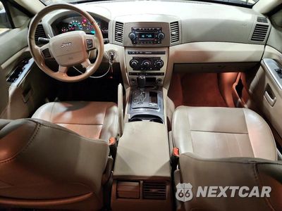 Zdjęcie 8 z 14 samochodu: 2005 JEEP GRAND CHEROKEE LAREDO VIN:1J4HR48N75C725224 - miniatura