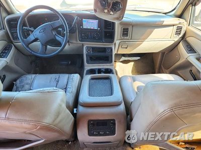 Zdjęcie 8 z 13 samochodu: 2003 CHEVROLET TAHOE C1500 VIN:1GNEC13Z33R133467 - miniatura