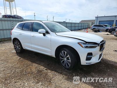 Czwarte zdjęcie samochodu z boku: 2022 VOLVO XC60 B5 MOMENTUM VIN:YV4L12RK7N1972736 - miniatura