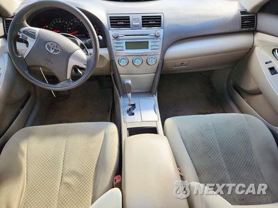 Zdjęcie 8 z 12 samochodu: 2007 TOYOTA CAMRY LE VIN:4T1BE46K07U040216 - miniatura
