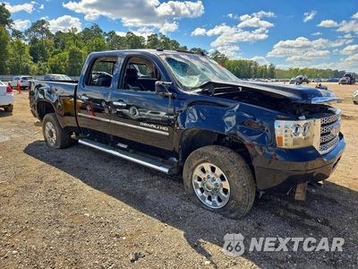 Czwarte zdjęcie samochodu z boku: 2014 GMC SIERRA K2500 DENALI VIN:1GT125E87EF109635 - miniatura