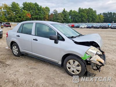 Czwarte zdjęcie samochodu z boku: 2010 NISSAN VERSA 1.6 BASE VIN:3N1CC1AP2AL352672 - miniatura