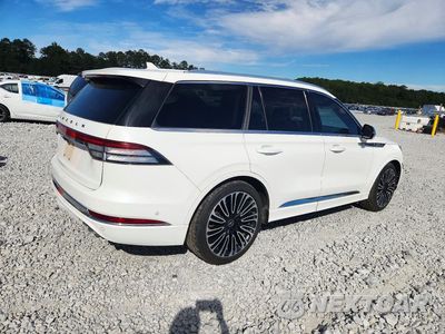 Trzecie zdjęcie samochodu z tyłu: 2020 LINCOLN AVIATOR BLACK LABEL VIN:5LM5J9XC4LGL34298 - miniatura