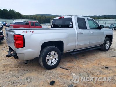 Trzecie zdjęcie samochodu z tyłu: 2017 CHEVROLET SILVERADO K1500 LT VIN:1GCVKREH6HZ217207 - miniatura