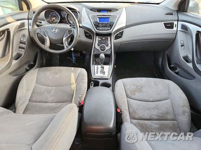 Zdjęcie 8 z 12 samochodu: 2013 HYUNDAI ELANTRA GLS VIN:KMHDH4AE8DU752731 - miniatura
