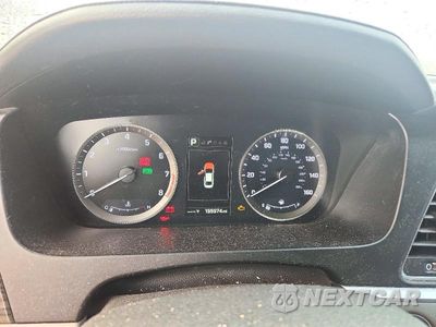 Zdjęcie 9 z 12 samochodu: 2016 HYUNDAI SONATA LIMITED VIN:5NPE34AF9GH429321 - miniatura