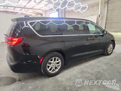 Trzecie zdjęcie samochodu z tyłu: 2025 CHRYSLER PACIFICA SELECT VIN:2C4RC1BG7SR531509 - miniatura