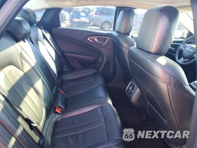 Zdjęcie 10 z 12 samochodu: 2016 CHRYSLER 200 C VIN:1C3CCCEG7GN114669 - miniatura