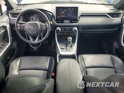 Zdjęcie 8 z 13 samochodu: 2021 TOYOTA RAV4 XSE VIN:2T3E6RFV6MW006169 - miniatura