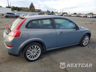 Trzecie zdjęcie samochodu z tyłu: 2012 VOLVO C30 T5 VIN:YV1672MK8C2280587 - miniatura