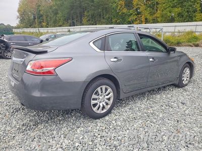 Trzecie zdjęcie samochodu z tyłu: 2015 NISSAN ALTIMA 2.5 S VIN:1N4AL3AP2FC484663 - miniatura