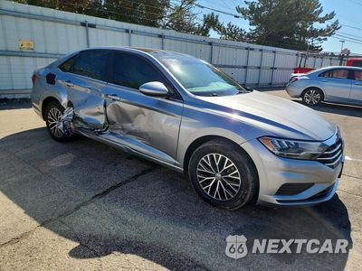 Czwarte zdjęcie samochodu z boku: 2021 VOLKSWAGEN JETTA S VIN:3VWC57BU6MM047542 - miniatura