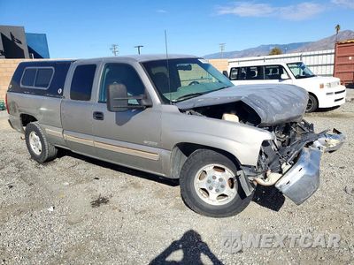 Czwarte zdjęcie samochodu z boku: 2000 CHEVROLET SILVERADO C1500 VIN:2GCEC19WXY1289009 - miniatura