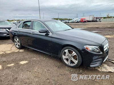 Czwarte zdjęcie samochodu z boku: 2020 MERCEDES-BENZ E 350 4MATIC VIN:W1KZF8EB7LA824841 - miniatura