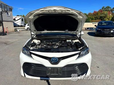 Piąte zdjęcie samochodu w środku: 2018 TOYOTA CAMRY LE VIN:4T1B31HK7JU001745 - miniatura