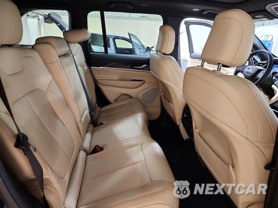 Zdjęcie 11 z 13 samochodu: 2023 JEEP GRAND CHEROKEE LIMITED VIN:1C4RJHBG8PC612307 - miniatura