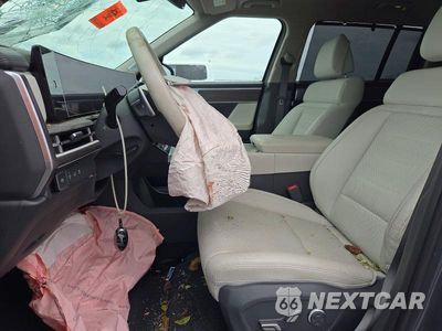 Zdjęcie 7 z 14 samochodu: 2025 HYUNDAI SANTA FE LIMITED VIN:5NMP34G11SH064580 - miniatura