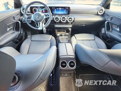 Zdjęcie 8 z 12 samochodu: 2025 MERCEDES-BENZ CLA 250 VIN:W1K5J4GB0SN557925 - miniatura