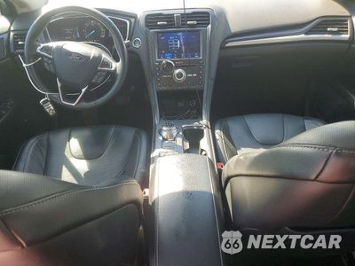 Zdjęcie 8 z 12 samochodu: 2020 FORD FUSION TITANIUM VIN:3FA6P0SU4LR172192 - miniatura