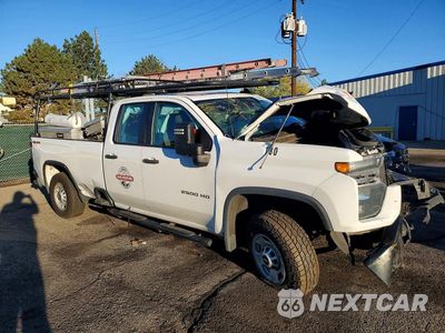 Czwarte zdjęcie samochodu z boku: 2022 CHEVROLET SILVERADO K2500 HEAVY DUTY VIN:1GC2YLE70NF206447 - miniatura