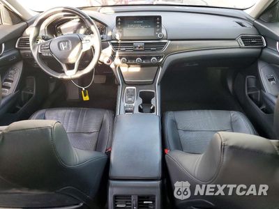 Zdjęcie 8 z 13 samochodu: 2018 HONDA ACCORD TOURING HYBRID VIN:1HGCV3F94JA006001 - miniatura