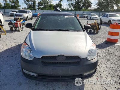 Piąte zdjęcie samochodu w środku: 2009 HYUNDAI ACCENT GS VIN:KMHCM36C39U112975 - miniatura