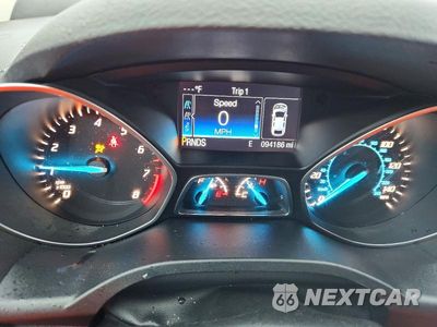 Zdjęcie 9 z 14 samochodu: 2015 FORD ESCAPE SE VIN:1FMCU0G9XFUB77996 - miniatura