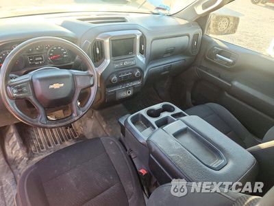 Zdjęcie 8 z 13 samochodu: 2021 CHEVROLET SILVERADO C1500 VIN:3GCNWAEF2MG244564 - miniatura