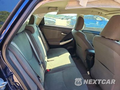 Zdjęcie 10 z 12 samochodu: 2013 TOYOTA PRIUS THREE VIN:JTDKN3DUXD1616362 - miniatura
