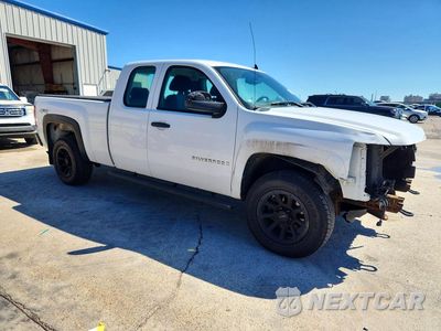 Czwarte zdjęcie samochodu z boku: 2008 CHEVROLET SILVERADO K1500 VIN:1GCEK19008E181365 - miniatura