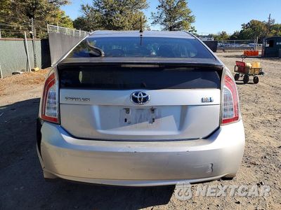 Zdjęcie 6 z 12 samochodu: 2013 TOYOTA PRIUS TWO VIN:JTDKN3DU7D0344293 - miniatura