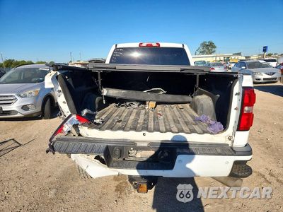 Zdjęcie 6 z 12 samochodu: 2015 GMC SIERRA K2500 DENALI VIN:1GT120E85FF524506 - miniatura