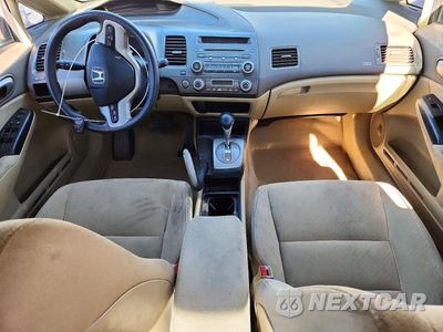 Zdjęcie 8 z 12 samochodu: 2007 HONDA CIVIC HYBRID VIN:JHMFA36237S006003 - miniatura
