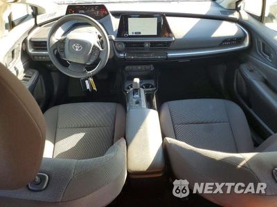 Zdjęcie 8 z 12 samochodu: 2025 TOYOTA PRIUS LE VIN:JTDACAAU3S3060259 - miniatura