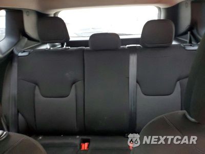 Zdjęcie 10 z 13 samochodu: 2019 JEEP RENEGADE SPORT VIN:ZACNJAAB3KPK28190 - miniatura