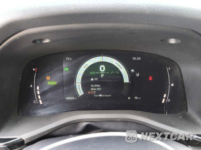 Zdjęcie 9 z 13 samochodu: 2026 TOYOTA CAMRY LE VIN:4T1DAACKXTU240442 - miniatura